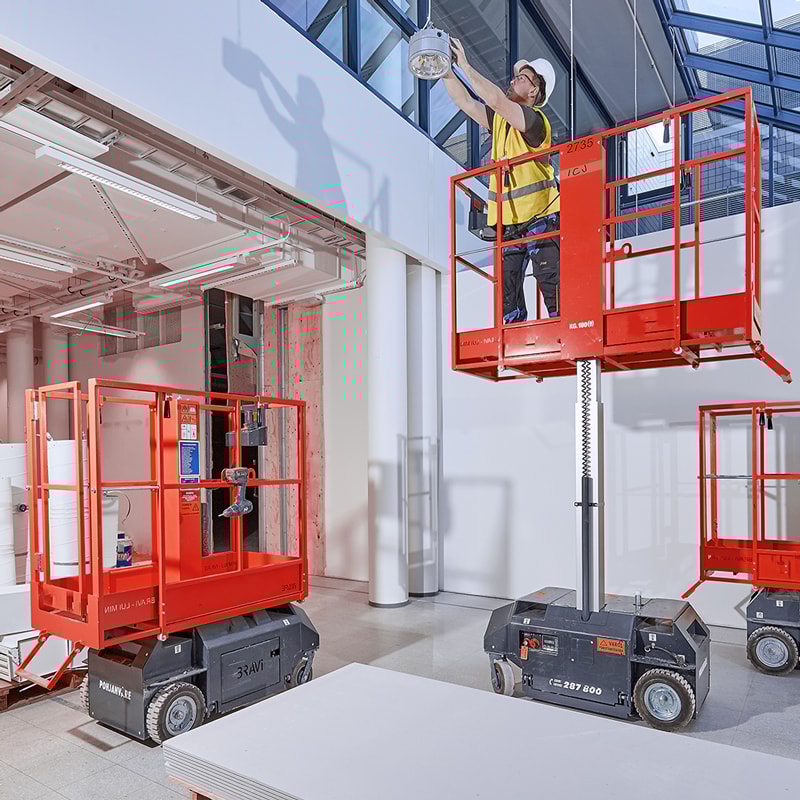 BRAVI lyftur á vinnustað