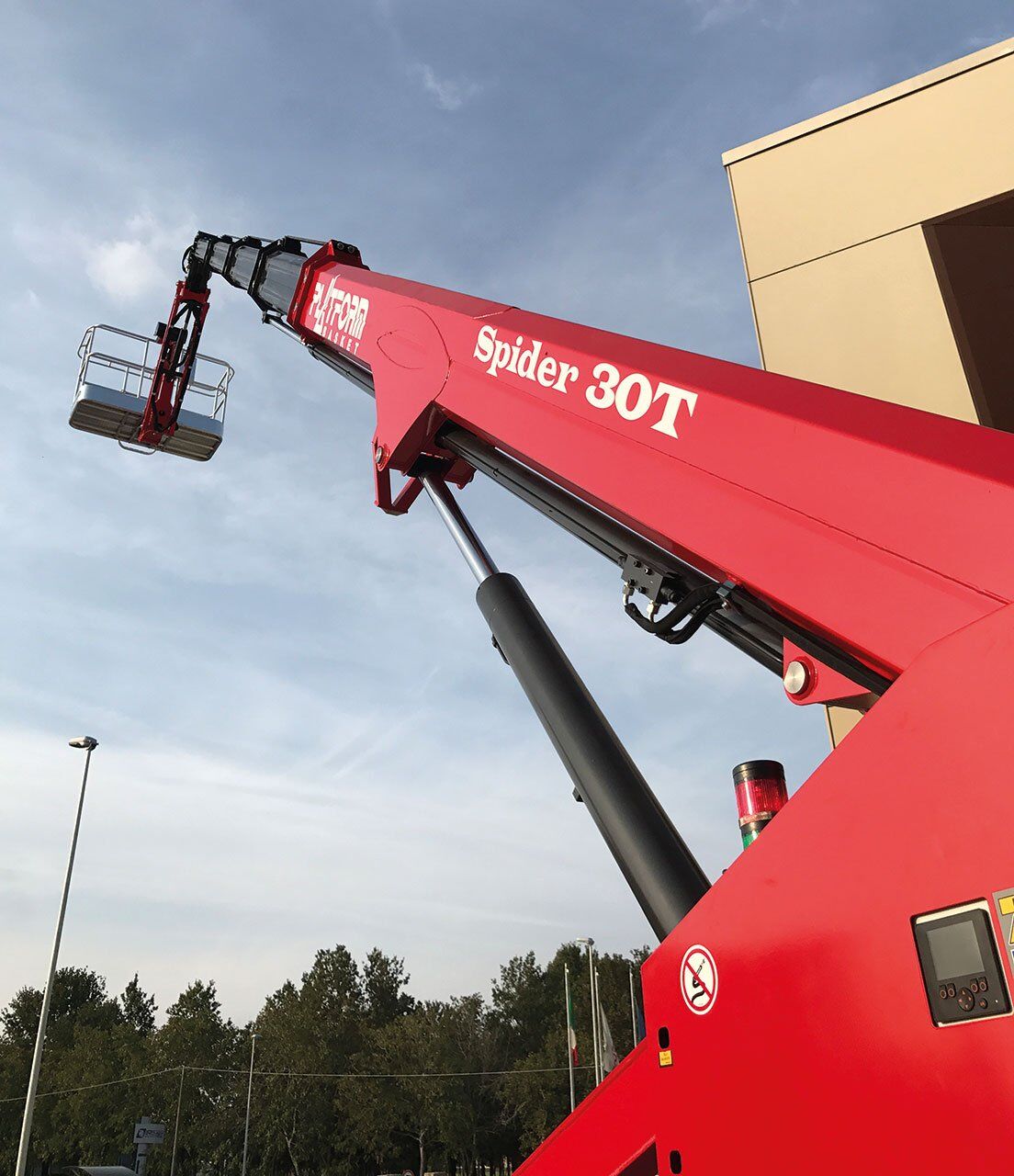 Platform Basket Spider 30T, mynd 2